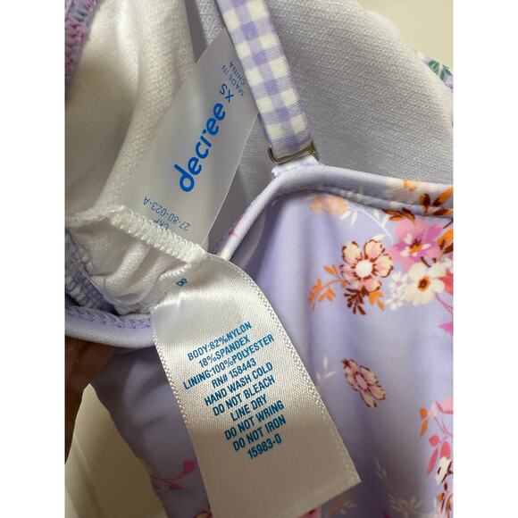 NWT Lavender w/ flowers swimsuit center cut out and optional straps Size xsmall - Picture 4 of 5